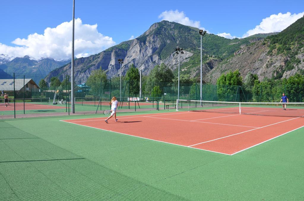 Villa Lutel Le Bourg-d'Oisans Exterior photo